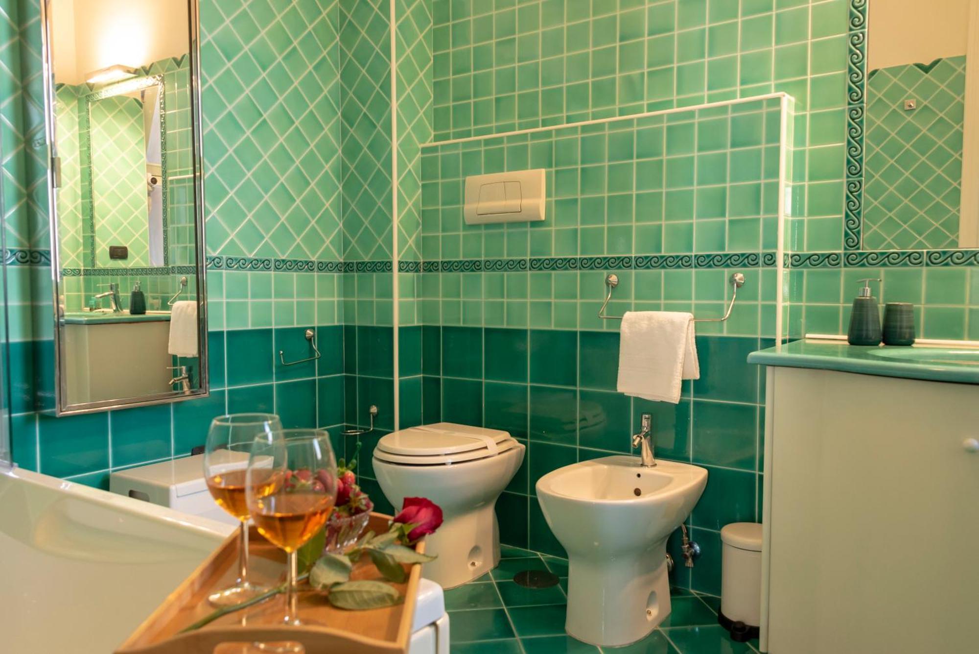 Reginella Guest House Салерно Екстер'єр фото