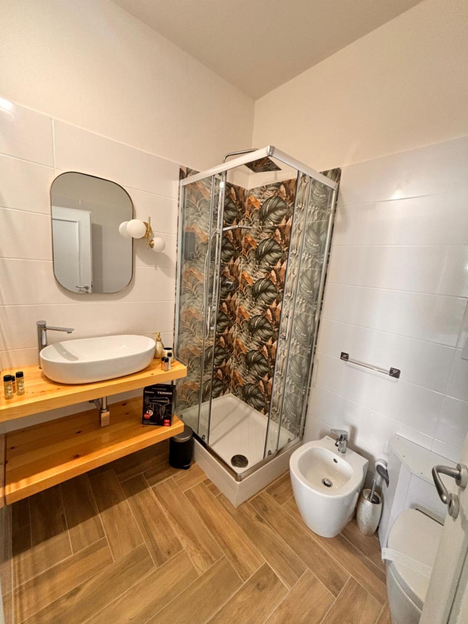 Reginella Guest House Салерно Екстер'єр фото